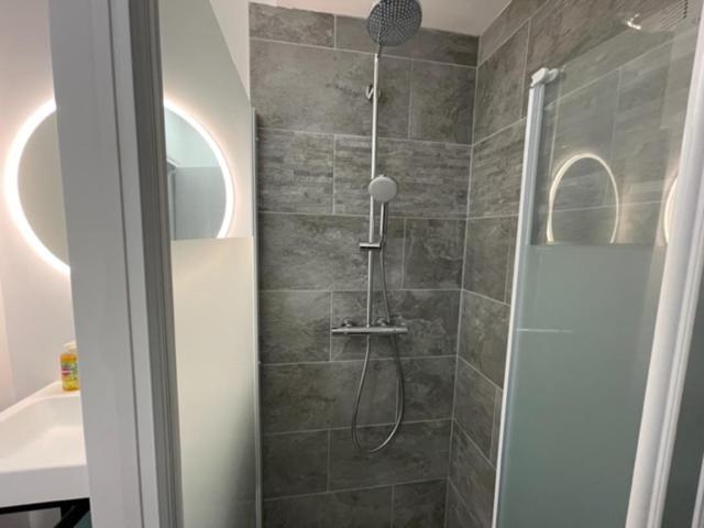 - Le Nuage - Unique, Espace Spa Privatif Et Jardin Avec Plancha Et Salon Privatif, Stationnement Public Gratuit Niort Dış mekan fotoğraf