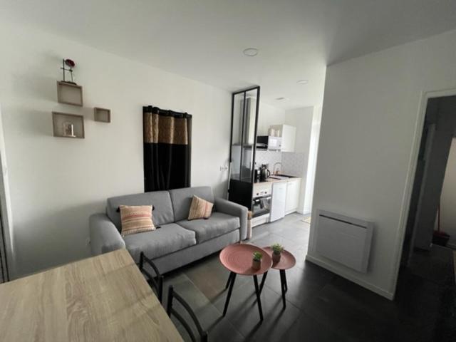 - Le Nuage - Unique, Espace Spa Privatif Et Jardin Avec Plancha Et Salon Privatif, Stationnement Public Gratuit Niort Dış mekan fotoğraf