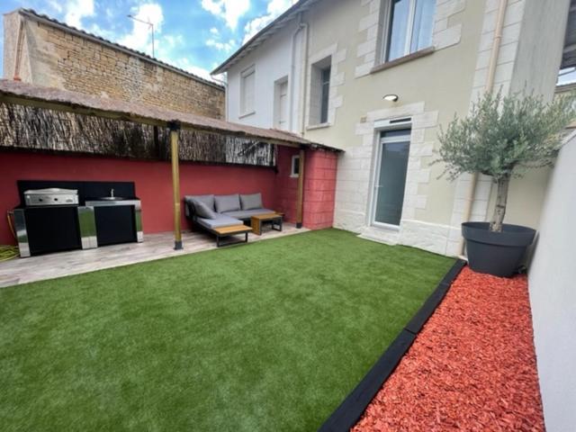 - Le Nuage - Unique, Espace Spa Privatif Et Jardin Avec Plancha Et Salon Privatif, Stationnement Public Gratuit Niort Dış mekan fotoğraf