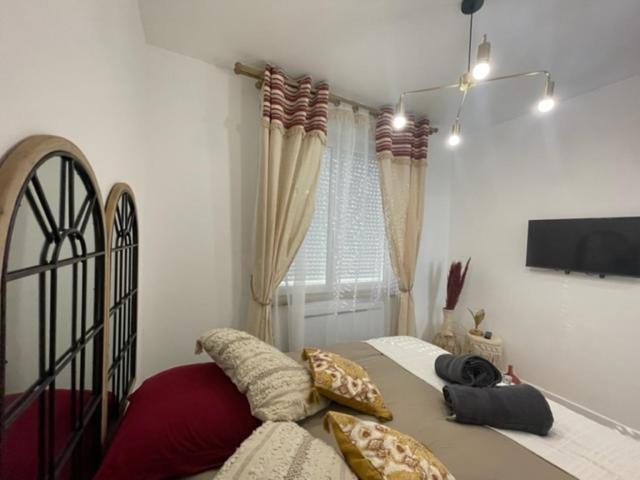 - Le Nuage - Unique, Espace Spa Privatif Et Jardin Avec Plancha Et Salon Privatif, Stationnement Public Gratuit Niort Dış mekan fotoğraf