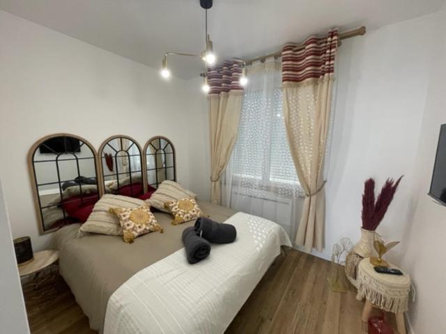 - Le Nuage - Unique, Espace Spa Privatif Et Jardin Avec Plancha Et Salon Privatif, Stationnement Public Gratuit Niort Dış mekan fotoğraf